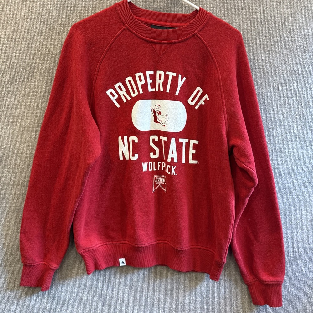 ADIDAS MENS NC STATE WOLFPACK CREW NECK SWEATSHIRT POWER RED SMALL Retro Style